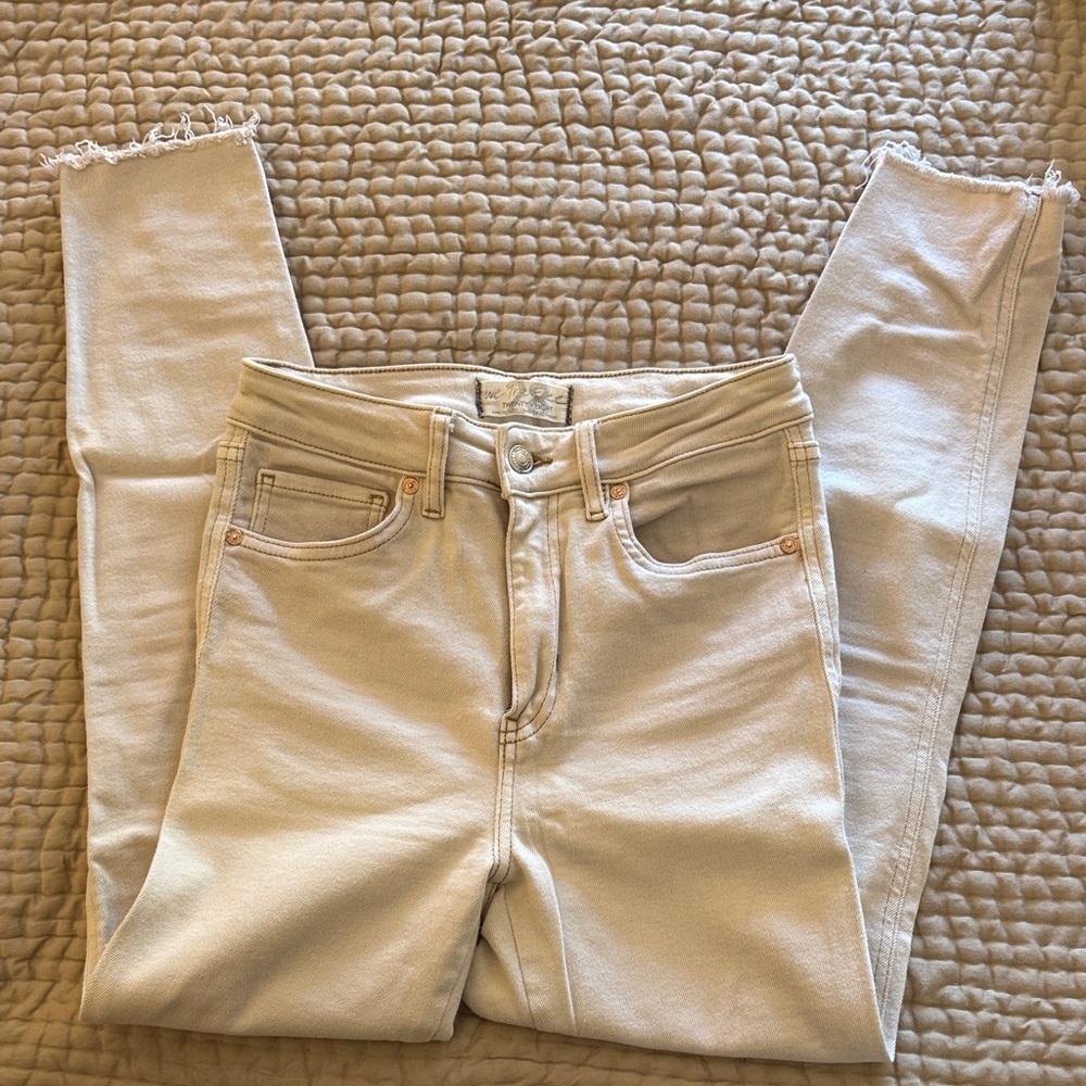 We The Free Light Tan Cropped Jeans